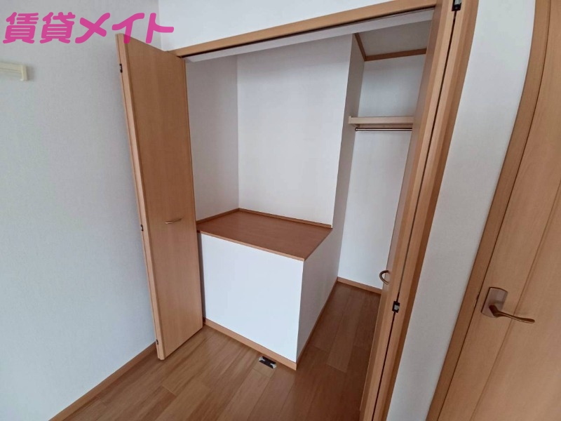 収納　別部屋反転画像参考