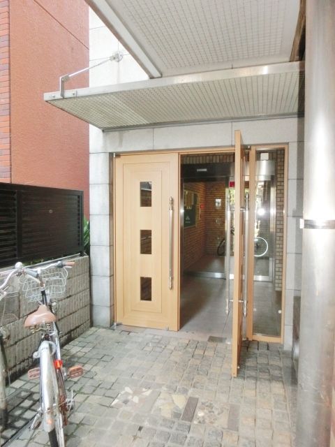 エントランス　きれいなエントランス