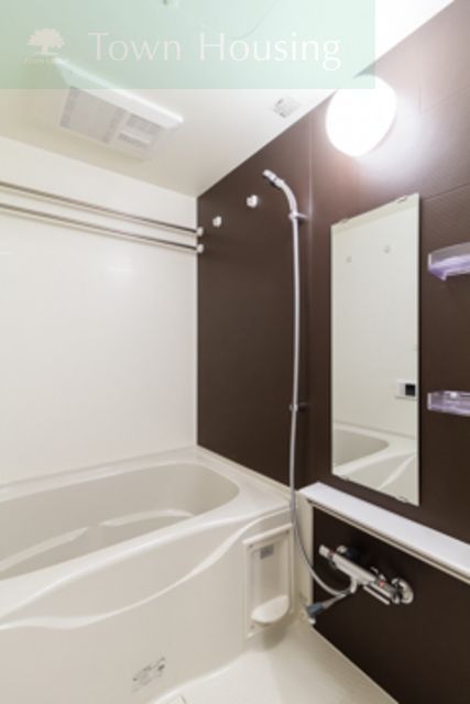 バス・シャワールーム　※写真は同タイプ住戸です。