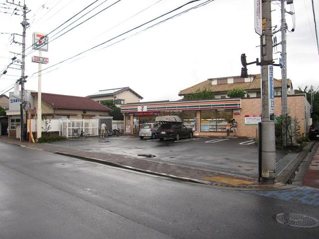 コンビニ　セブンイレブン（コンビニ）まで152m