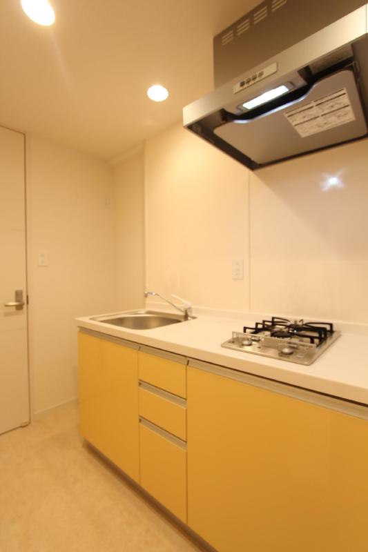 キッチン　同タイプ別部屋写真です。現況優先となります。