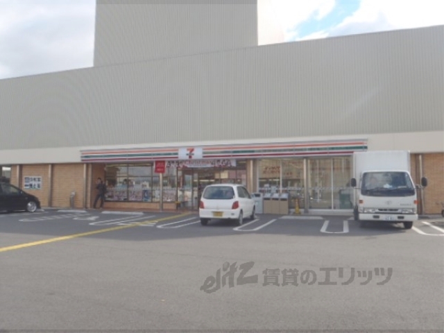 コンビニ　セブンイレブン大津月輪店（コンビニ）まで540m
