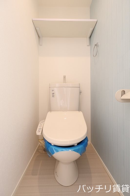 トイレ　同室タイプ掲載のため、現況を優先します。