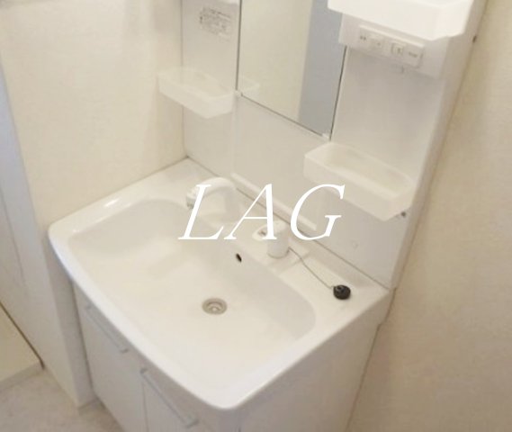 洗面設備　独立洗面台です。