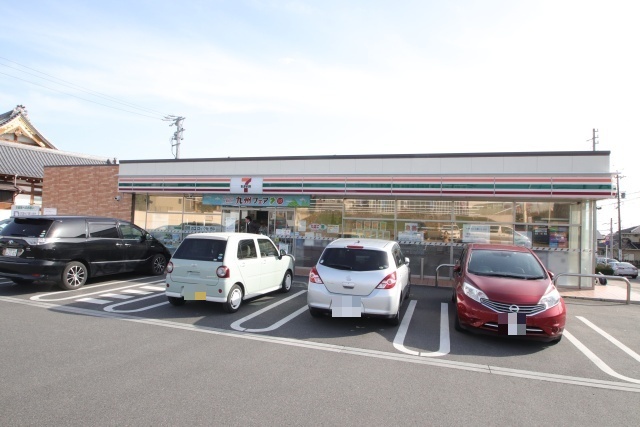 コンビニ　セブン-イレブン 日進岩崎町竹ノ山店（コンビニ）まで400m