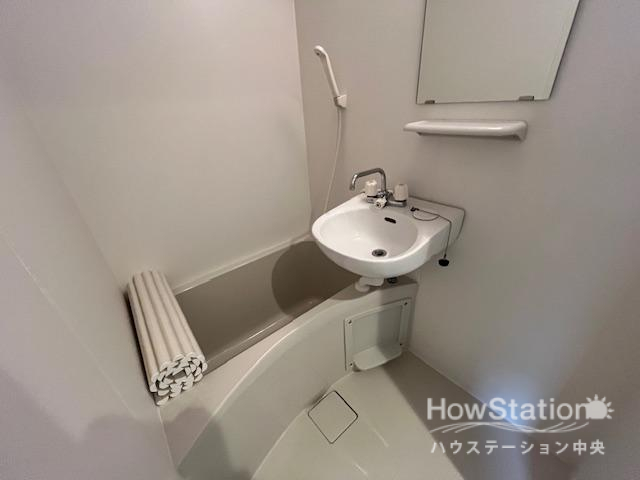 バス・シャワールーム　同建物別号室参考写真