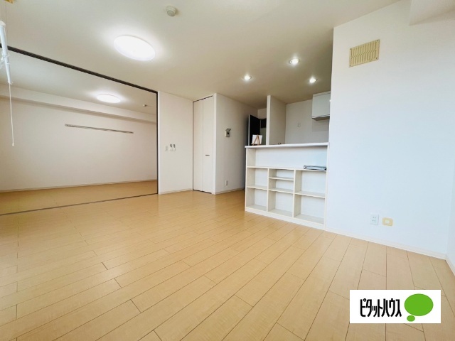 居室・リビング　ＬＤＫ１４．０帖