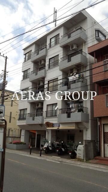 ラーク市川の外観写真