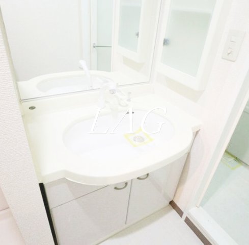 洗面設備　洗面台です。
