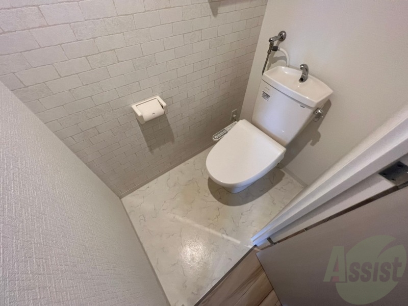 トイレ　トイレです。ウォシュレット付を探している方、おすすめです。