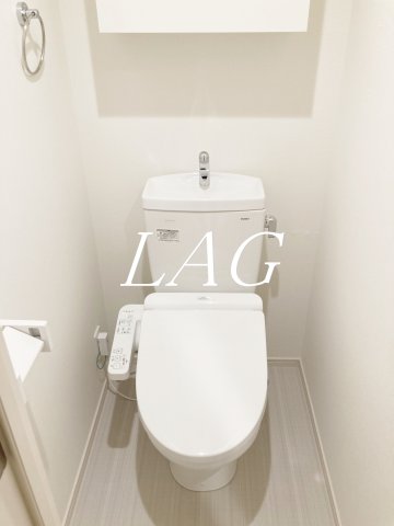ＪＲ京浜東北線 大宮駅 徒歩13分 3階建 築5年のトイレ写真