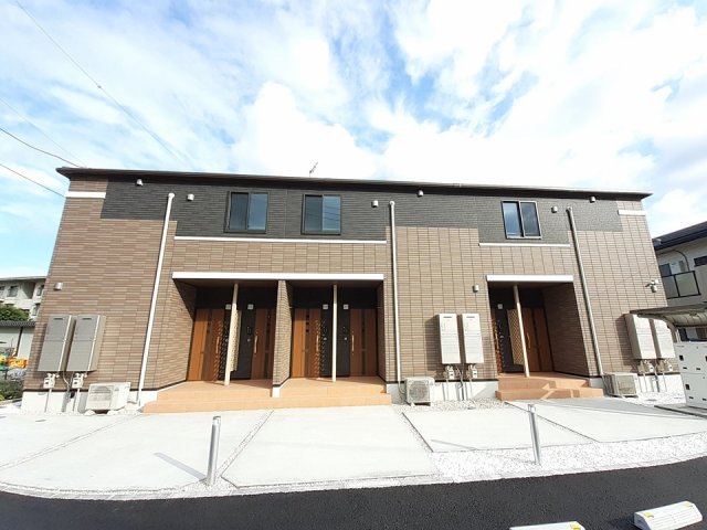 建物外観　「アクティブ　スカイ」の外観です