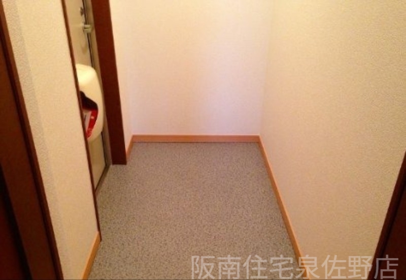 フジパレス 貝塚半田II番館の玄関写真