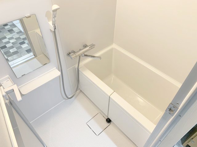 ドゥヴェル甲南の風呂写真