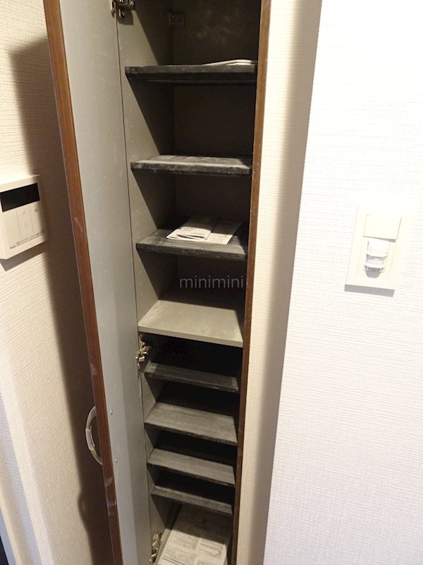 KRCレジデンス二条城北の玄関写真