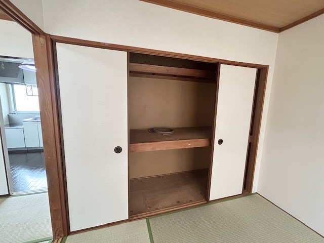 収納