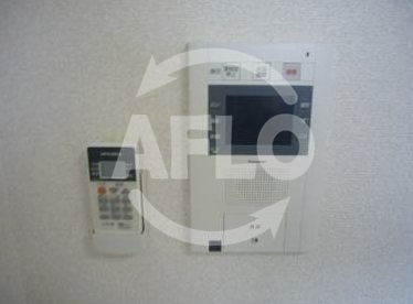 セキュリティ　エステムプラザ難波ＷＥＳＴリバークロス　ＴＶモニターホン