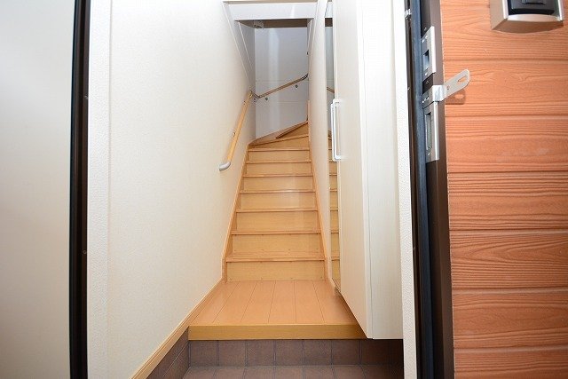 玄関　明るい玄関です