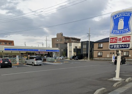 コンビニ　ローソン四日市日永西一丁目店（コンビニ）まで330m