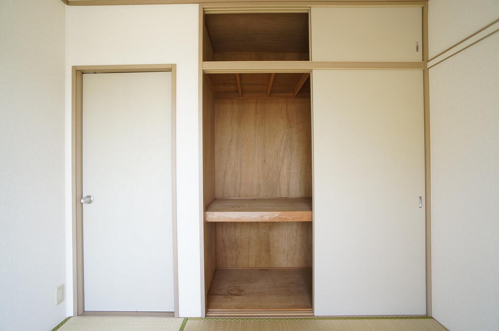 収納　和室の押入れです。