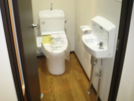阪急今津線 小林駅 徒歩22分 3階建 築34年のトイレ写真