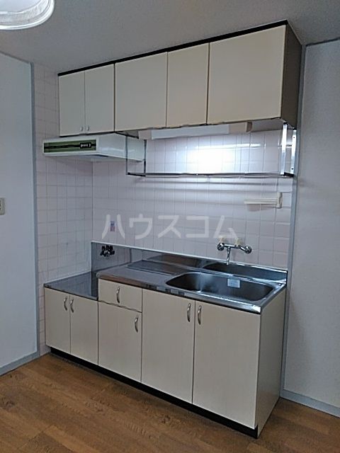 【名古屋市千種区春岡のマンションのキッチン】