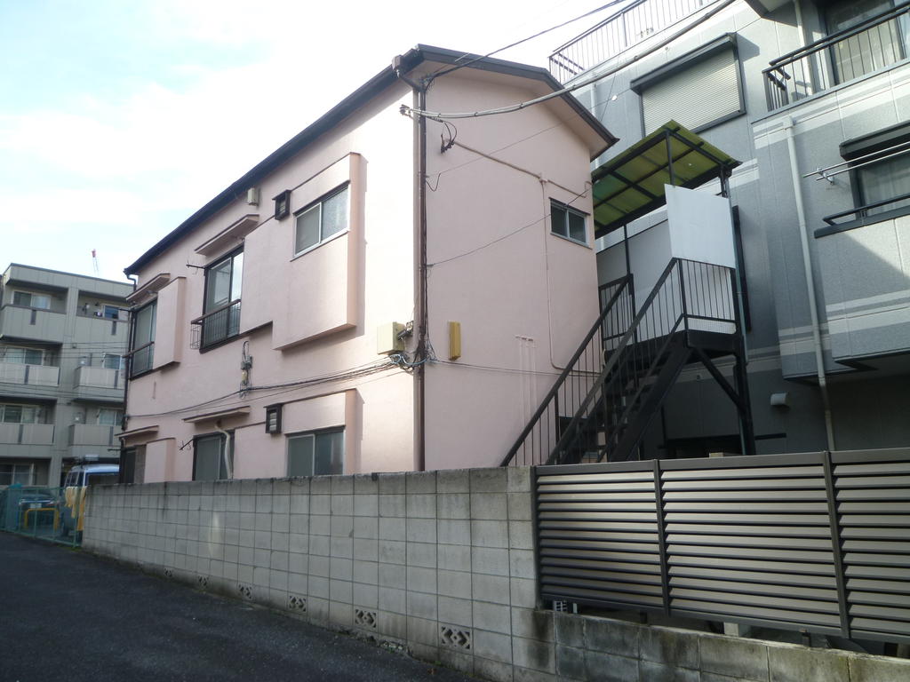 東京都新宿区西新宿４（アパート）の賃貸物件の外観