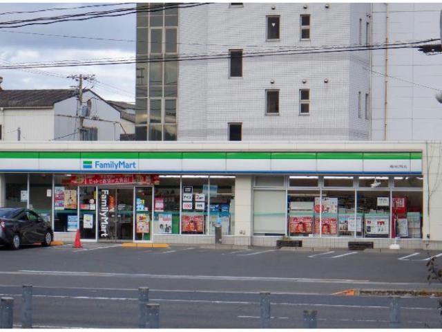 コンビニ　ファミリーマート福山松浜町店（コンビニ）まで501m