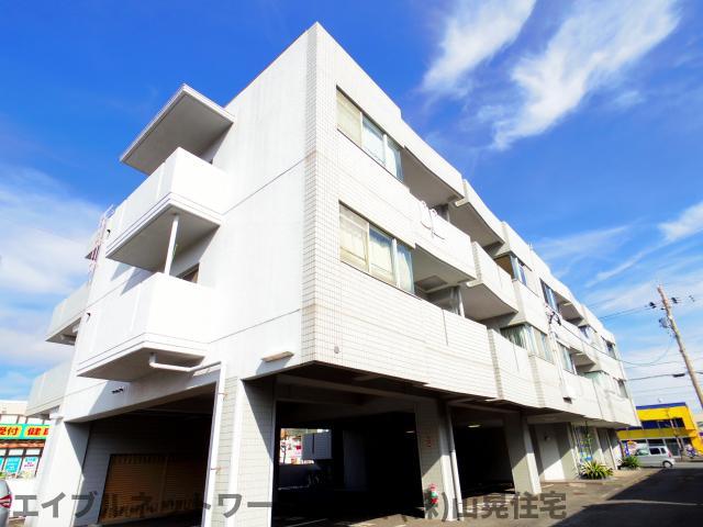 静岡市葵区千代田のマンションの建物外観