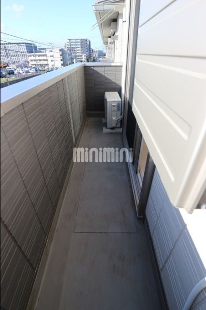 バルコニー　ベランダ