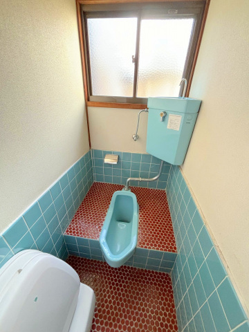 トイレ　洋式トイレに変更します