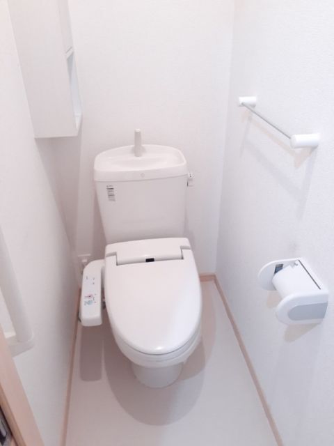 【鹿児島市中山のアパートのトイレ】