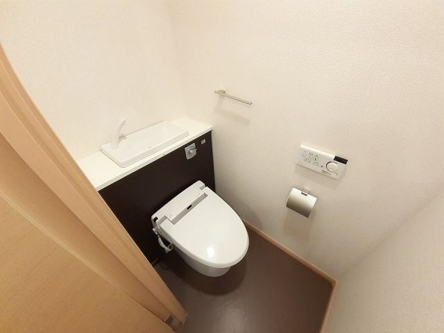 【サニーハウスII希央台のトイレ】