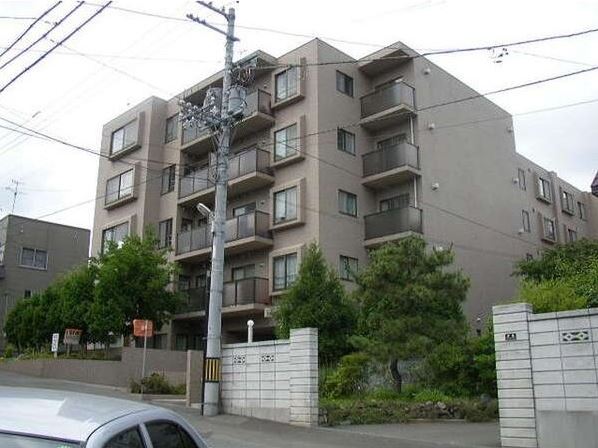 札幌市中央区円山西町のマンションの建物外観