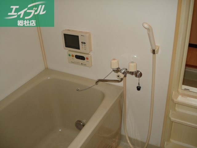 バス・シャワールーム　バス