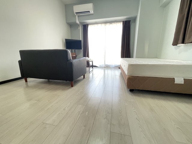 居室・リビング　※同物件別号室参考写真