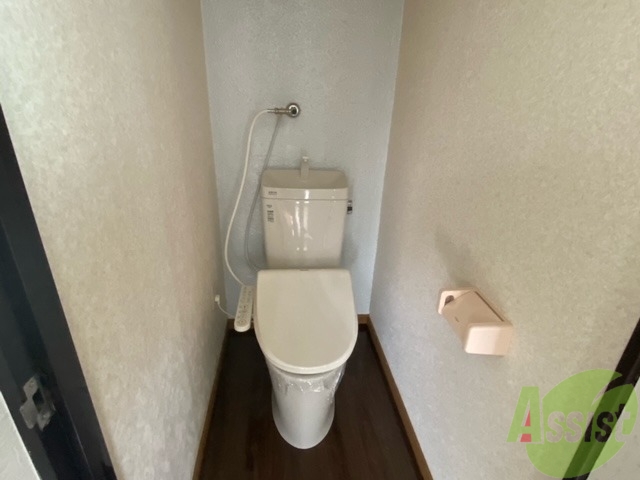 トイレ　トイレは清潔感があり安心して使用できそうです。