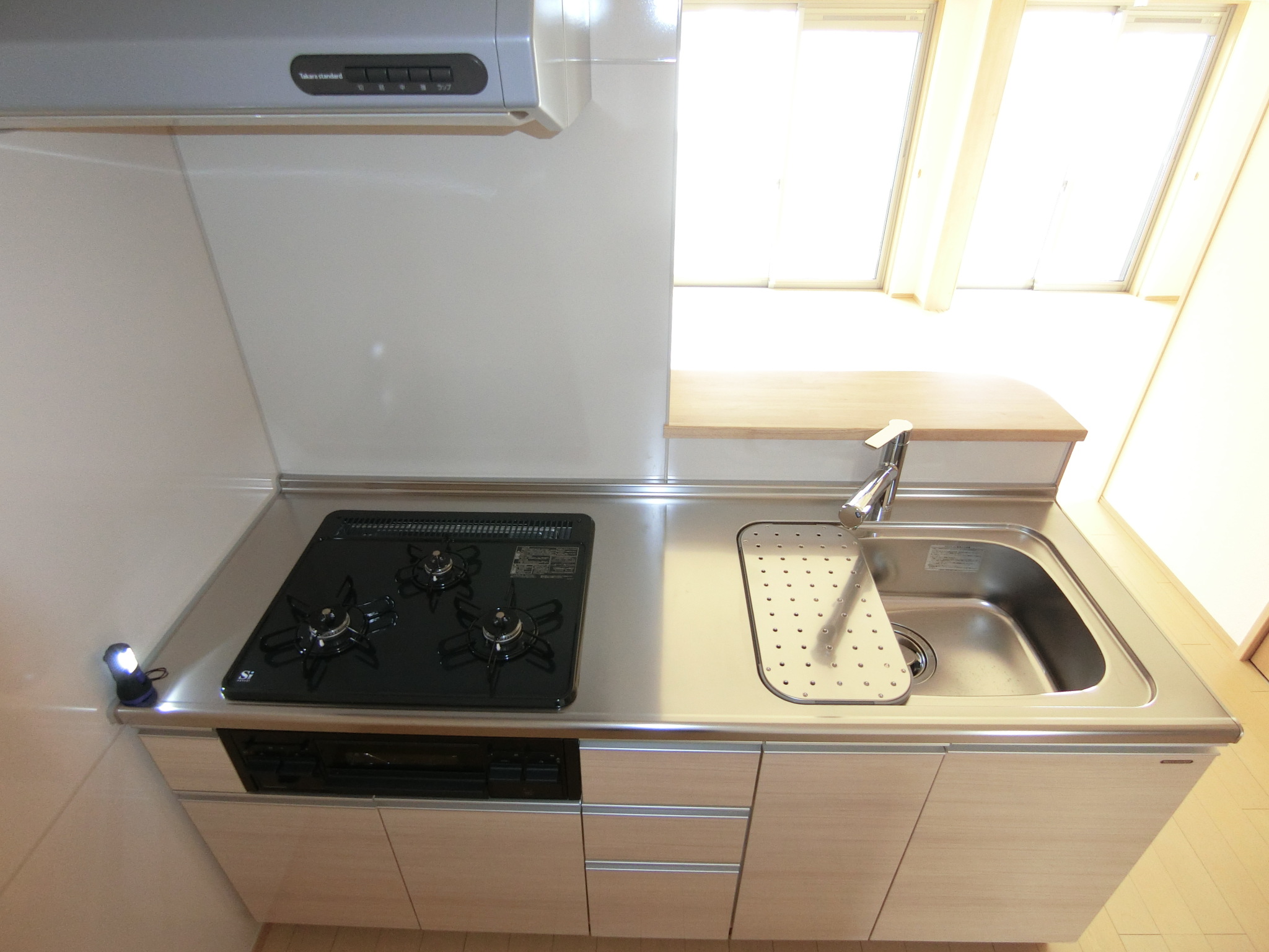 キッチン　対面システムキッチン
