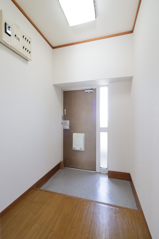 玄関　図面と現状に相違がある場合には現状を優先