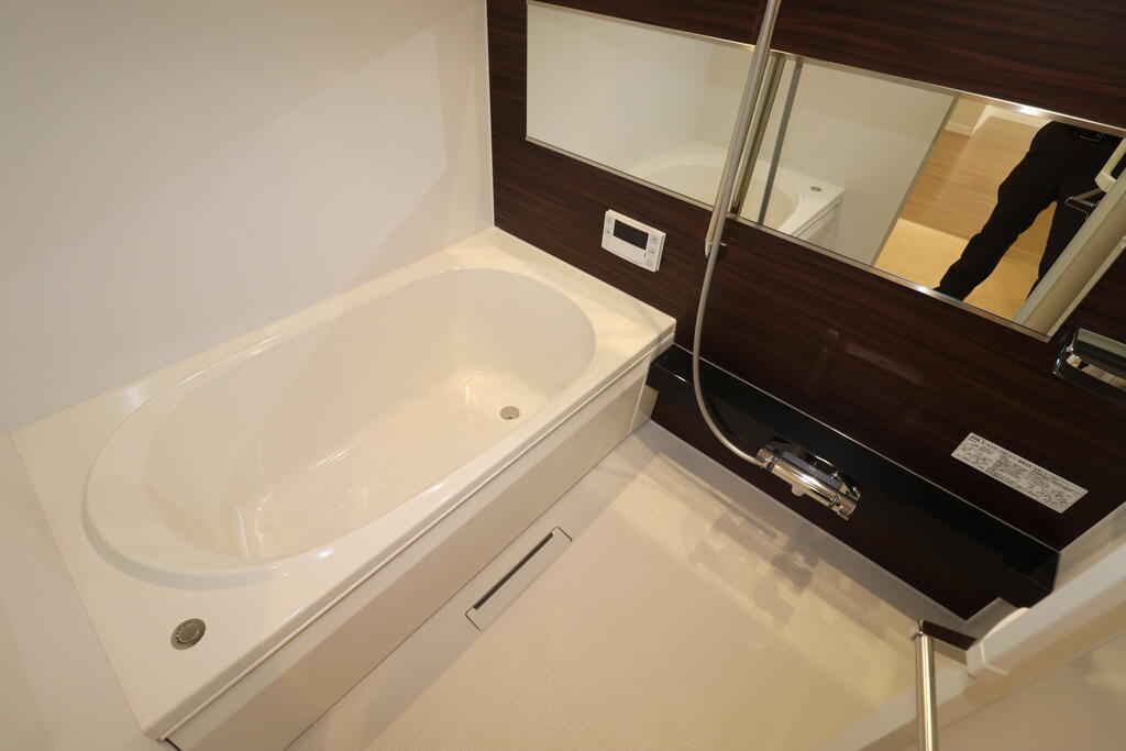 バス・シャワールーム　浴室を撮影