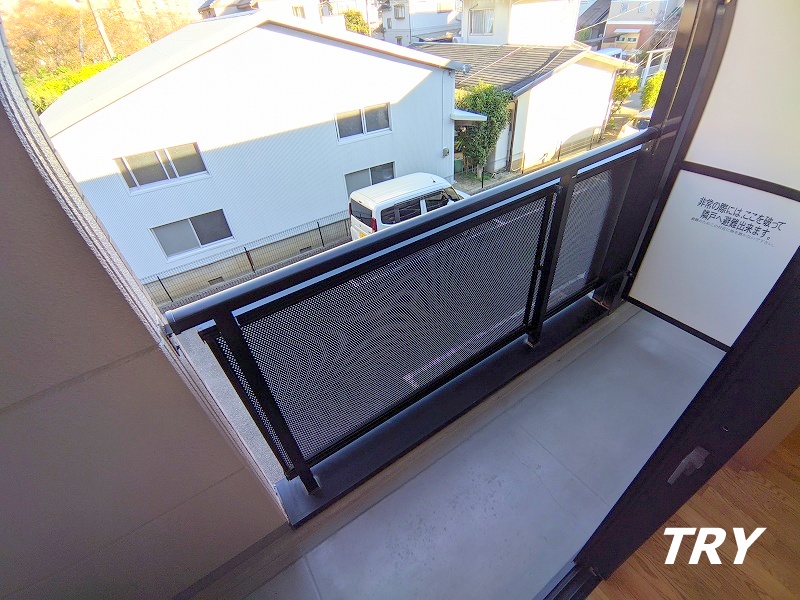 バルコニー　東向きのバルコニー