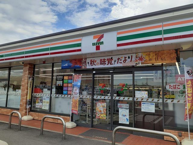 【和歌山市松江北のアパートのコンビニ】