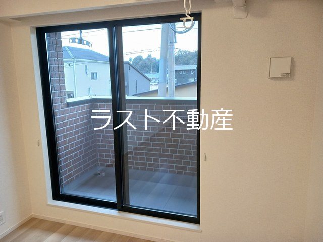 【いちき串木野市麓のアパートのバルコニー】