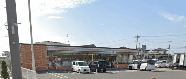 コンビニ　セブンイレブン本庄日の出３丁目店（コンビニ）まで876m
