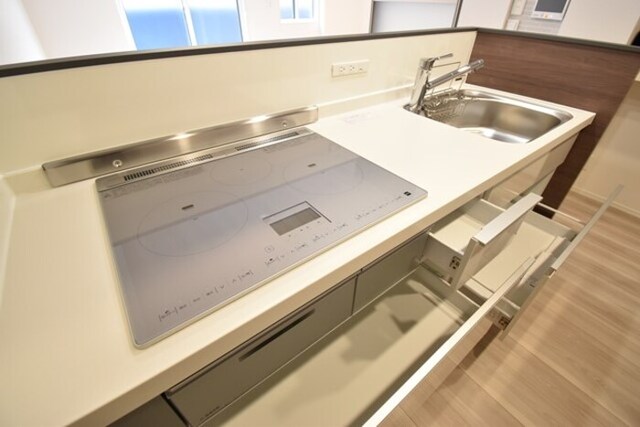 キッチン　システムキッチン