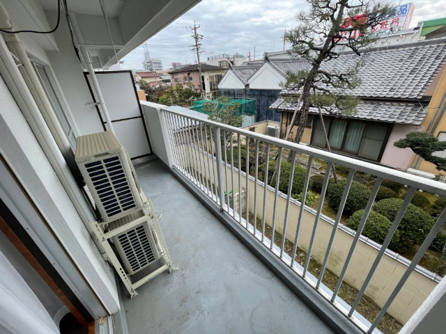 バルコニー