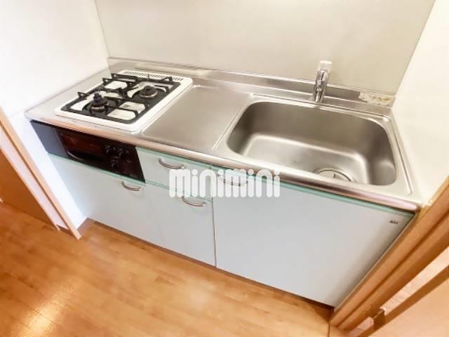 キッチン　二口コンロがございます。