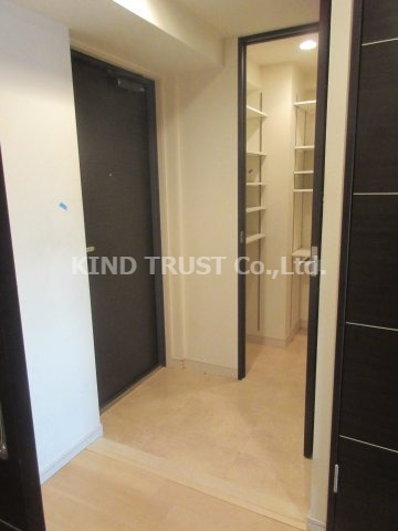 玄関　きれいな玄関です