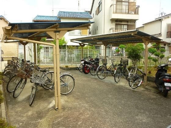 駐車場　駐輪場