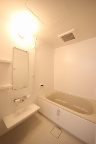 バス・シャワールーム　きれいなお風呂です